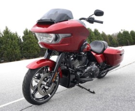 FLTRX 2025 Road Glide™ thumb 3
