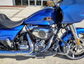 FLTRX 2025 Road Glide™ thumb 2