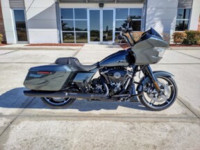 FLTRX 2025 Road Glide™ thumb 3