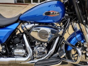 FLHX 2025 Street Glide™ thumb 2