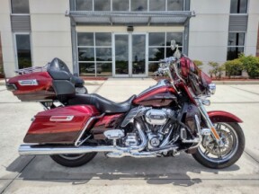 FLHTKSE 2014 CVO™ Electra Glide Ultra Limited® thumb 3