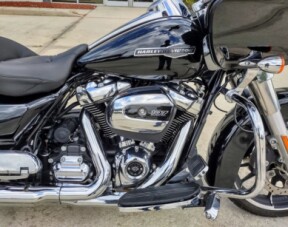 FLTRX 2022 Road Glide® thumb 2