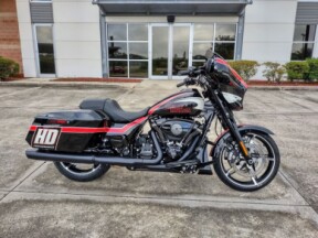 FLHX 2024 Street Glide® thumb 3