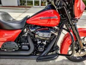 FLHXS 2020 Street Glide® Special thumb 2