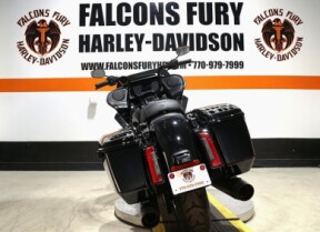 FLTRX 2025 Road Glide™ thumb 3
