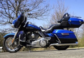 FLHTKSE 2014 CVO™ Electra Glide Ultra Limited® thumb 1
