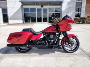 FLTRX 2025 Road Glide™ thumb 3