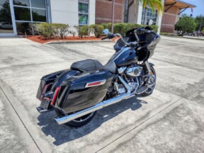 FLTRX 2024 Road Glide® thumb 2