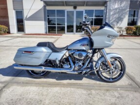 FLTRX 2025 Road Glide™ thumb 3