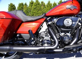 FLHX 2025 Street Glide™ thumb 3
