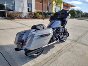 FLTRX 2025 Road Glide™ thumb 1