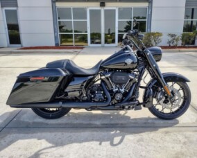 FLHRXS 2025 Road King™ Special thumb 3