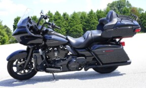 FLTRK 2022 Road Glide® Limited thumb 3