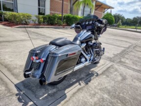FLHXS 2021 Street Glide® Special thumb 1