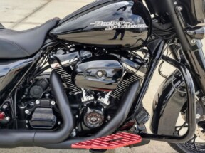 FLHXS 2020 Street Glide® Special thumb 2