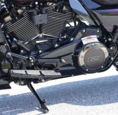 FLTRXSE 2025 CVO™ Road Glide™ thumb 1