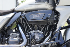 FLTRXSE 2023 CVO™ Road Glide™ thumb 0