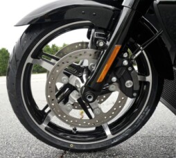 FLHXU 2025 Street Glide™ Ultra thumb 3