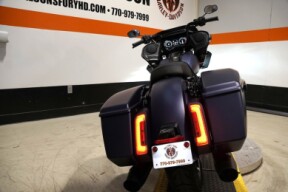 FLTRX 2025 Road Glide™ thumb 1