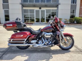 FLHTKSE 2014 CVO™ Electra Glide Ultra Limited® thumb 3