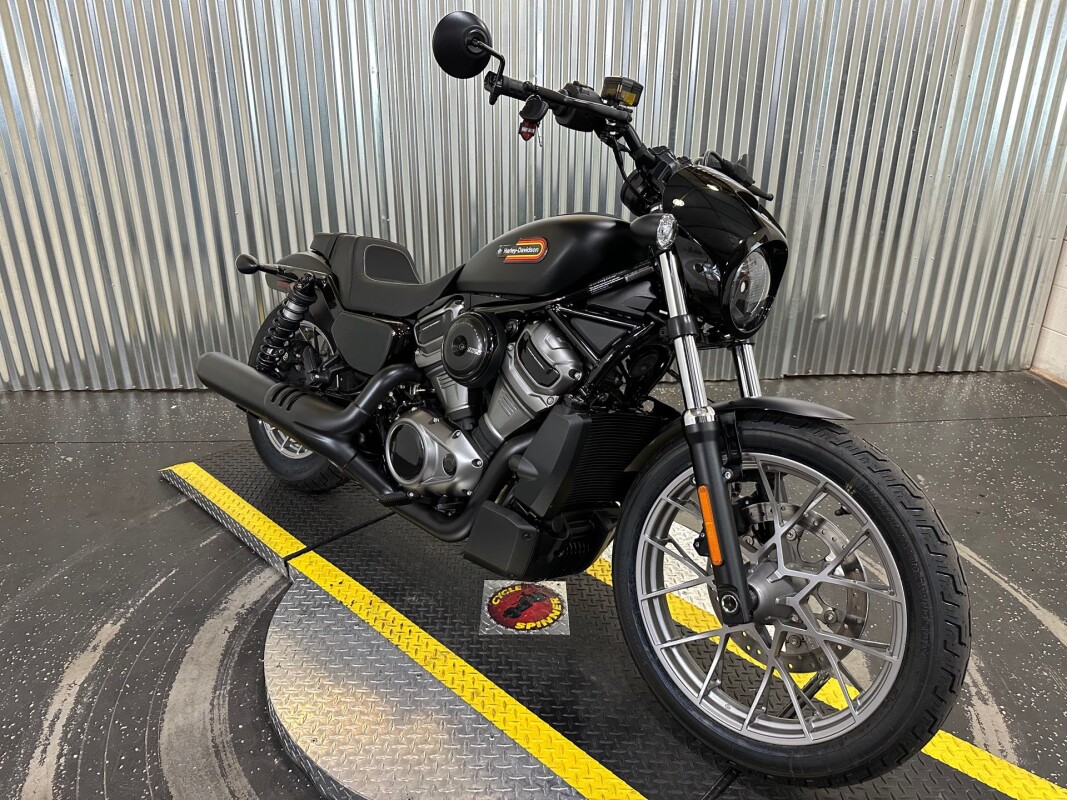 RH975S 2023 Nightster Special - Photo 4