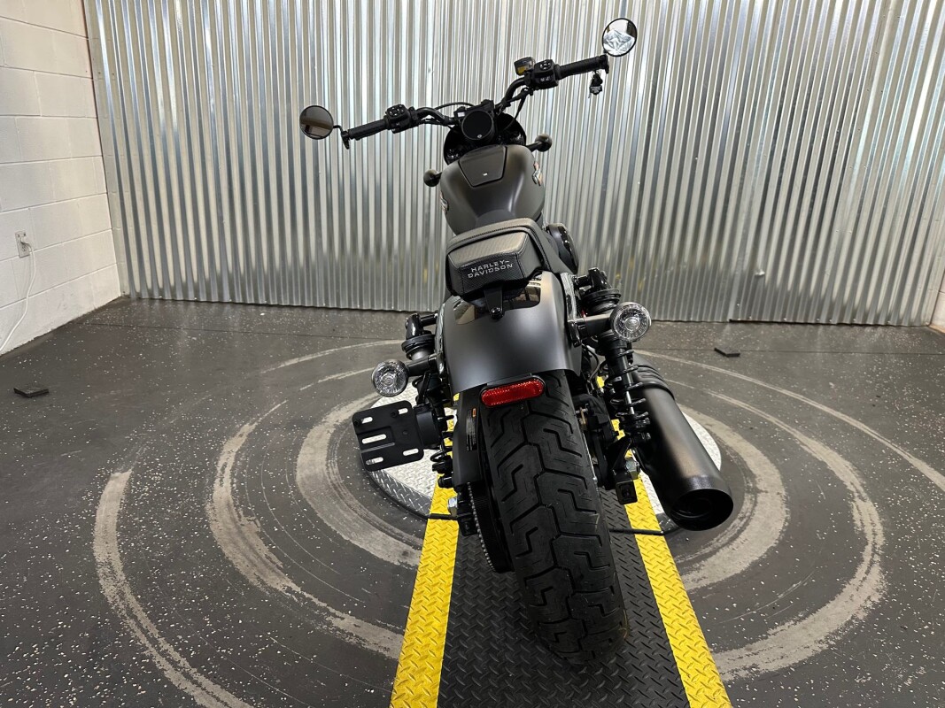RH975S 2023 Nightster Special - Photo 8