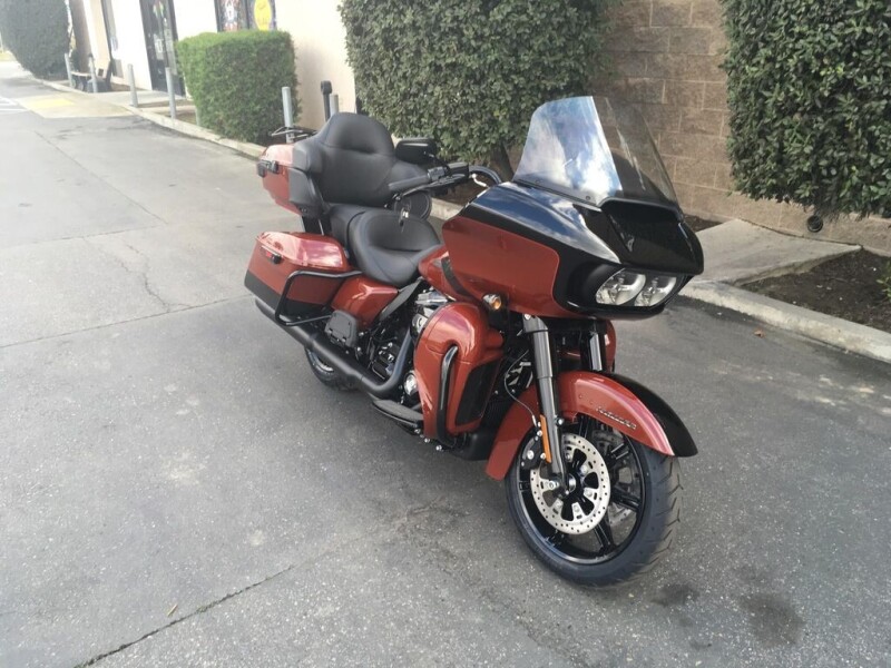 FLTRK 2024 Road Glide<sup>®</sup> Limited