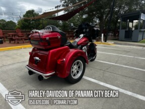 2013 Harley-Davidson<sup>®</sup> Tri Glide™ Ultra Classic® thumb 3