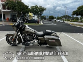 2017 Harley-Davidson® Street Glide® Special thumb 0