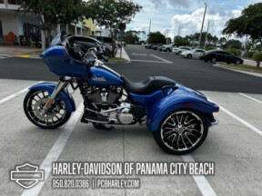 2025 Harley-Davidson® Road Glide® 3 thumb 0