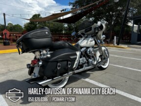 2002 Harley-Davidson® Road King® Classic thumb 3