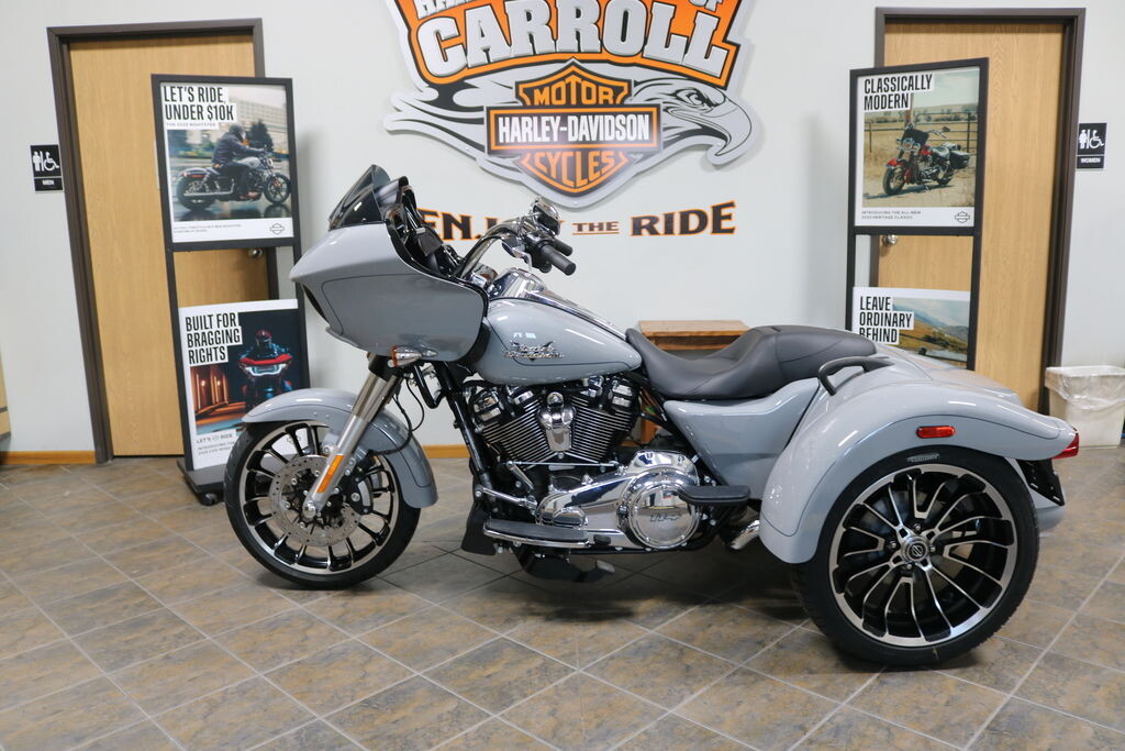 FLTRT 2025 Road Glide® 3, photo 17