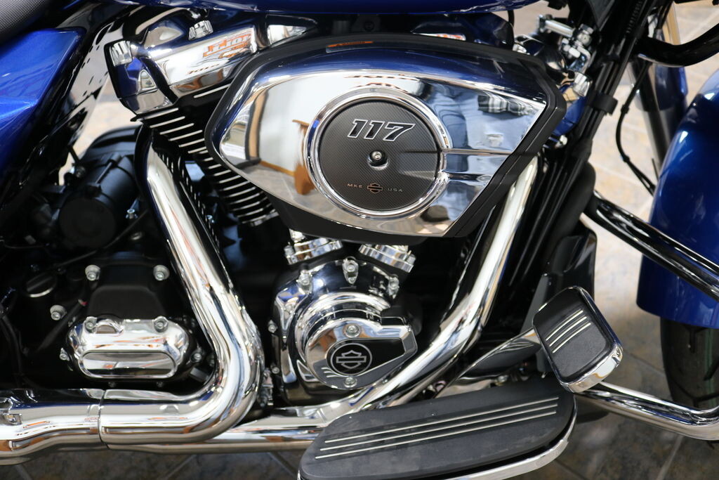 FLTRX 2025 Road Glide - Photo 9