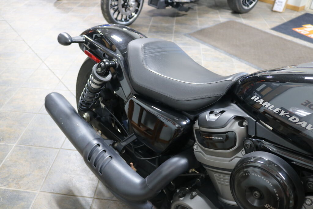 RH975 2022 Nightster - Photo 10