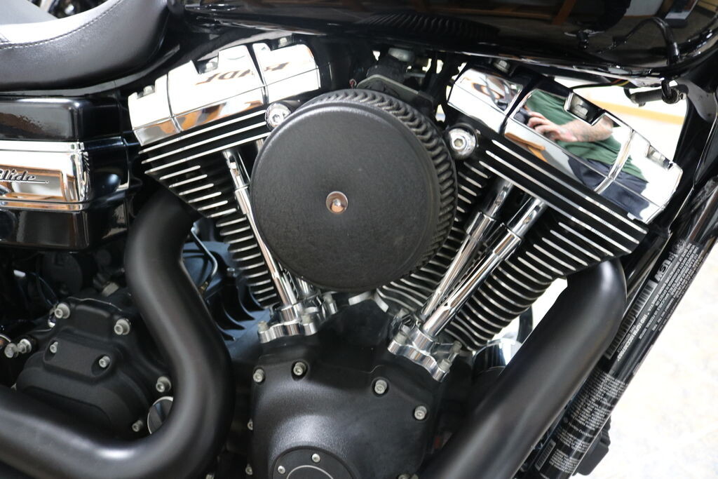 FXDWG 2012 Wide Glide - Photo 10