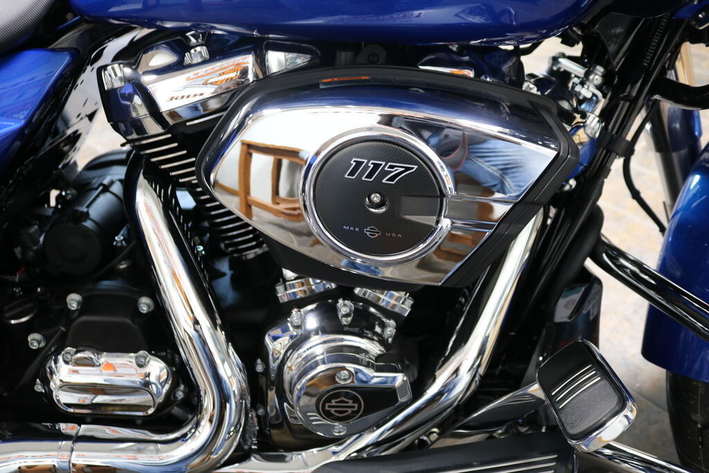 FLTRX 2025 Road Glide - Photo 8