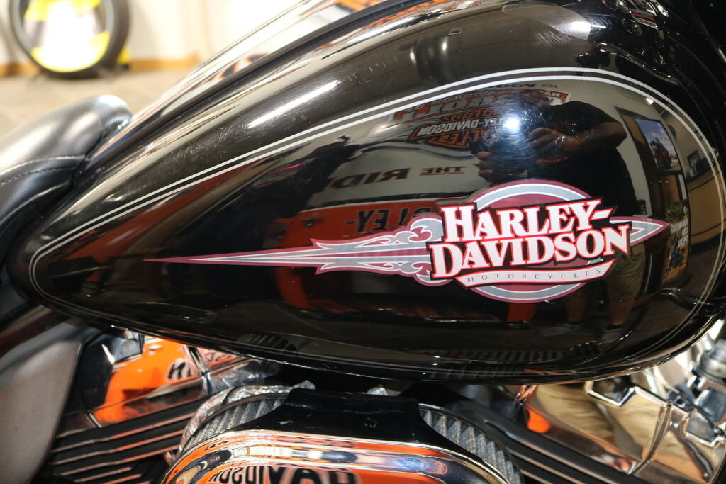 FLHTC 2009 Electra Glide Classic - Photo 8