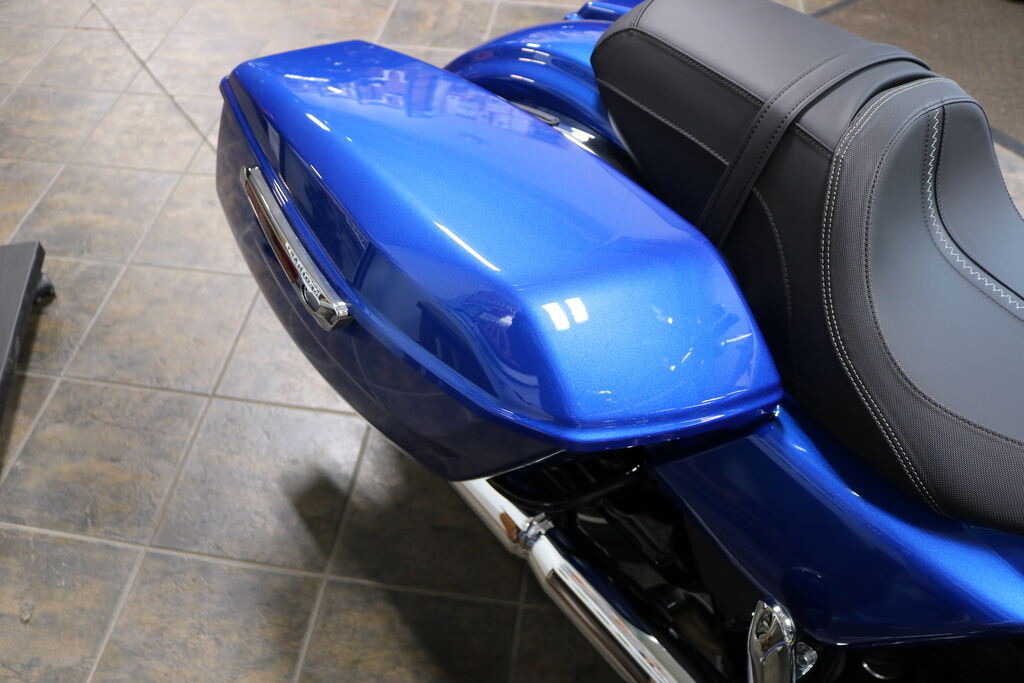 FLTRX 2025 Road Glide - Photo 9