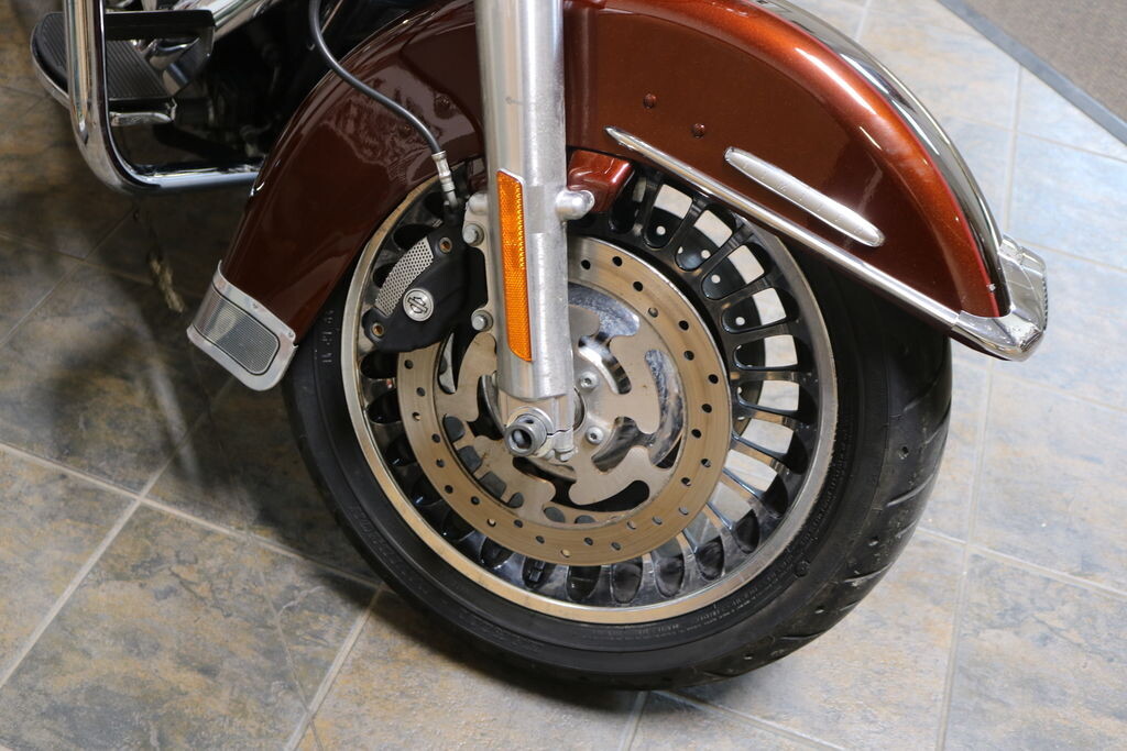 FLHTK 2011 Electra Glide Ultra Limited - Photo 6