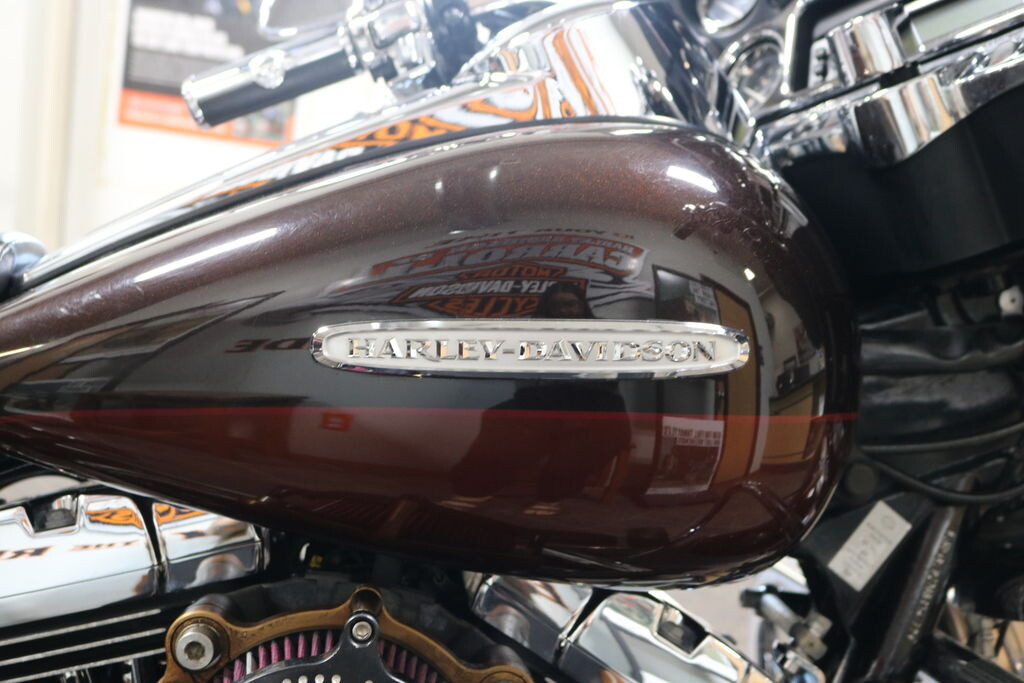 FLHTK 2011 Electra Glide Ultra Limited - Photo 8