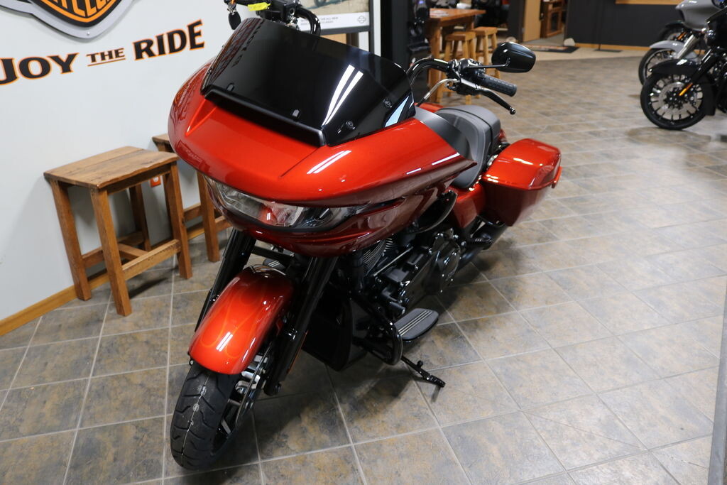 FLTRX 2025 Road Glide - Photo 4