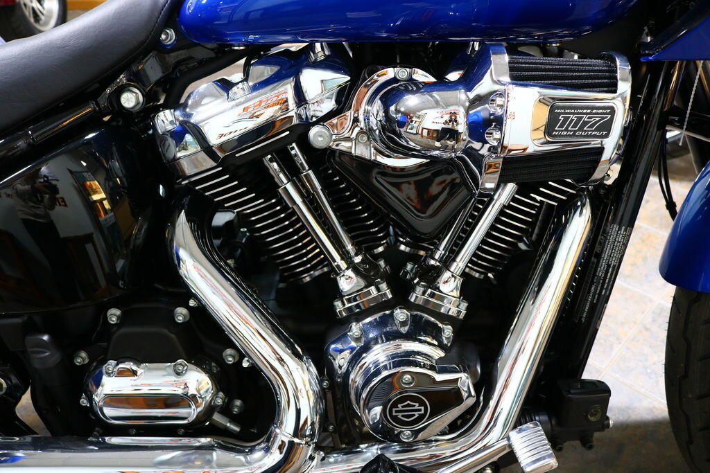 FXLRST 2025 Low Rider ST - Photo 8