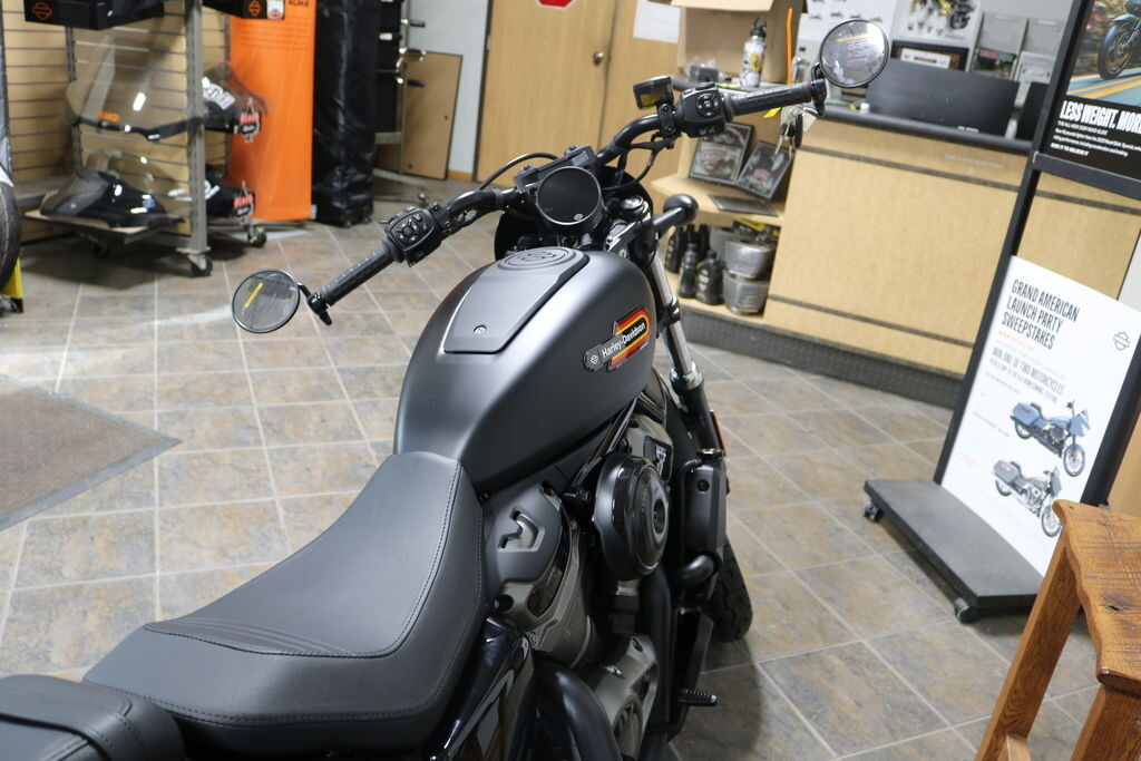 RH975S 2024 Nightster™ Special, photo 12