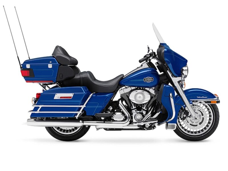2009 Harley-Davidson<sup>®</sup> Electra Glide® Ultra Classic® BLACK W/PINSTRIPE