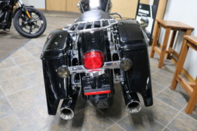 FLHR 2017 Road King® thumb 1