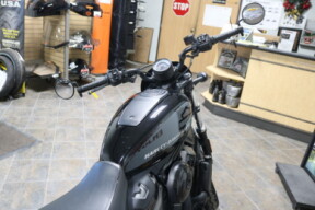 RH975 2022 Nightster™ thumb 3