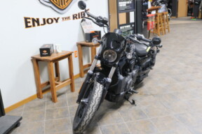 RH975 2022 Nightster™ thumb 1