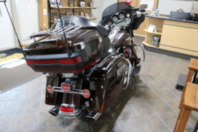 FLHTK 2011 Electra Glide® Ultra Limited thumb 2