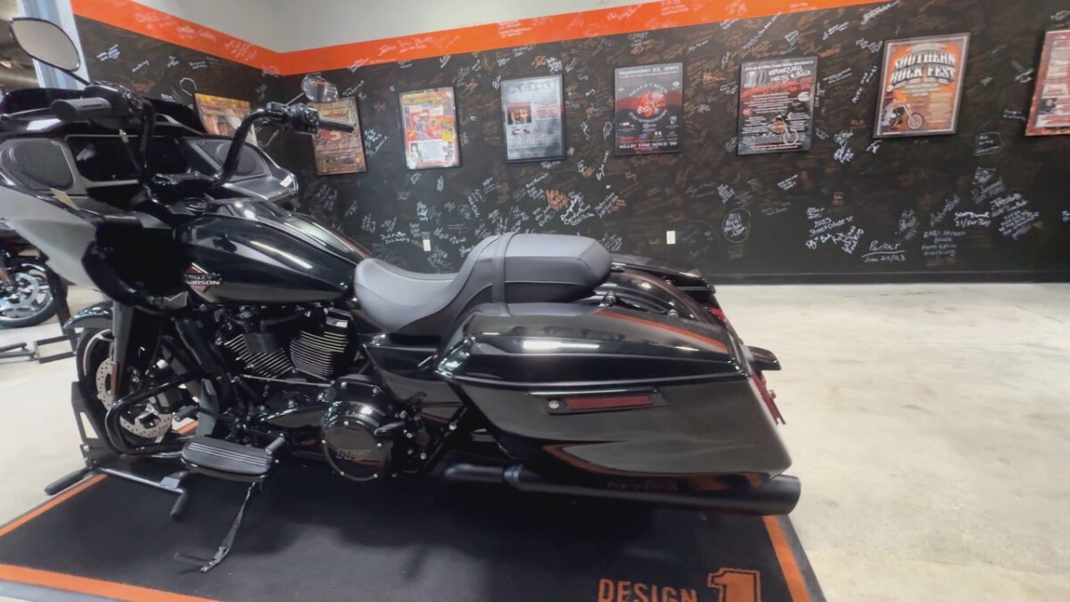 2025 Harley-Davidson Road Glide MDNGHT FIRSTORM - Photo 2