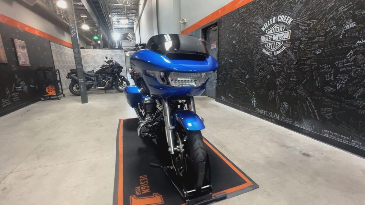 FLTRX 2025 Road Glide - Photo 7